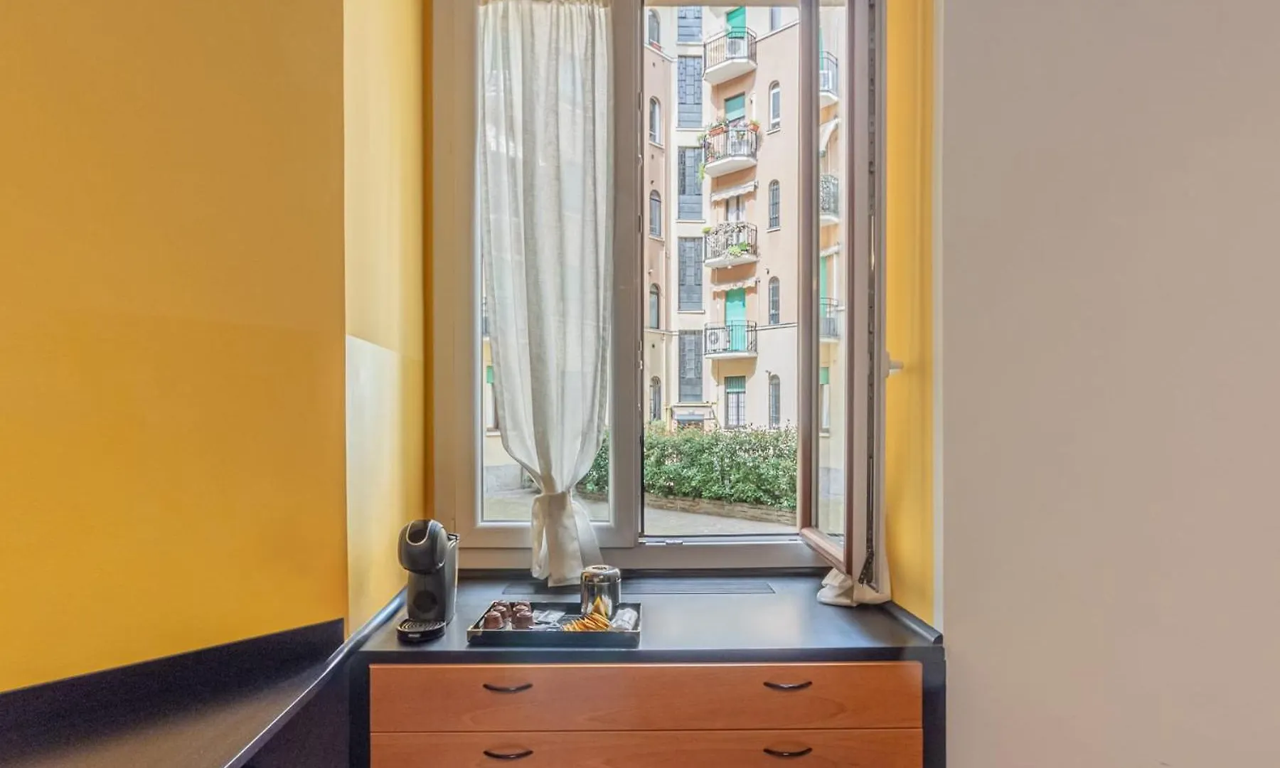 Homeby, Appartamento Simonetta Porta Romana ミラノ 0*,